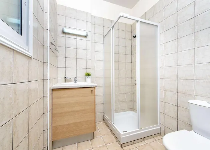 Di Gio Vila Paralimni